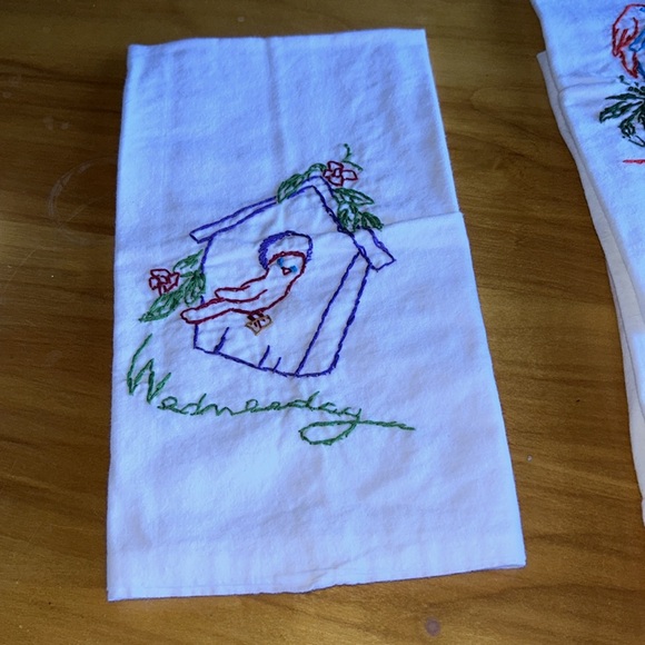 Flour sack embroidered Days of the Week Birdhouses - Picture 5 of 10